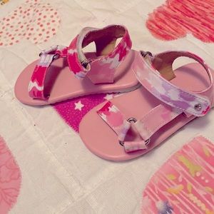 Size 6 toddler sandal. Excellent condition